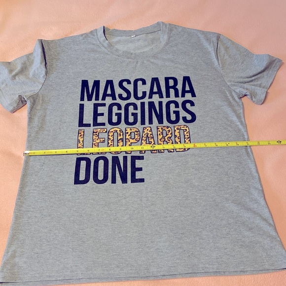 Leopard T-shirt _ Large - Picture 3 of 5